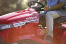 Tractoras de tuns gazon HONDA HF2625K1 HMEH latime de taiere 122 cm putere 18.9 CP cos colector 350 L