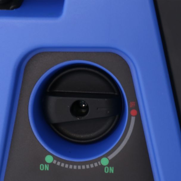 Generator de curent tip inverter Zonetec ZGI2500WET monofazat 2.5 kW roti si maner pliabil pentru transport pornire electrica