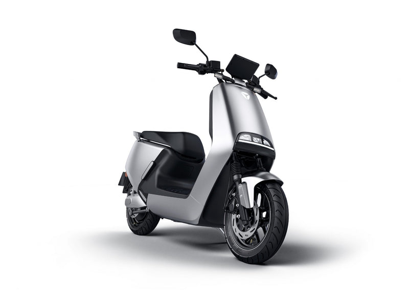 Scuter electric Ztech ZT-22 G5 autonomie 77 Km viteza maxima 45 km/h putere 2300W acumulator 20Ah/60V-Alb