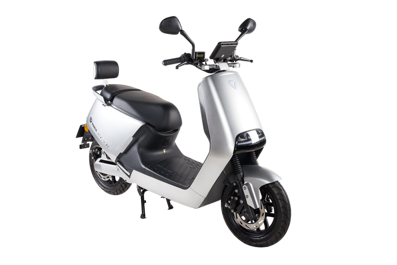 Scuter electric Ztech ZT-22-S G5S autonomie 77 Km viteza maxima 45 km/h putere 4100W acumulator 2x32Ah/72V-Argintiu